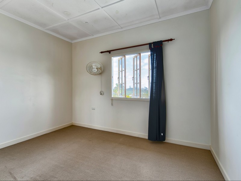 32 Winnam Street, Stafford QLD 4053