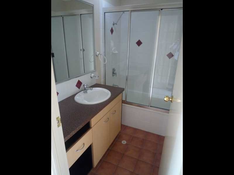 2/33 Alva Terrace, Gordon Park QLD 4031