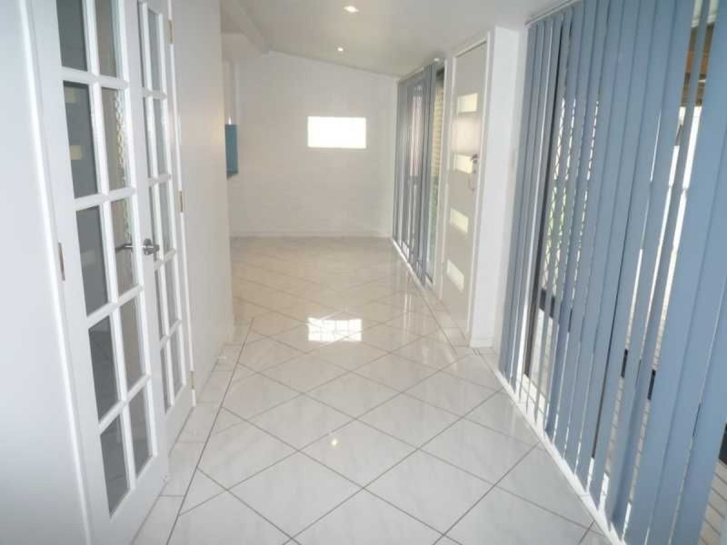 243 Kitchener Road, Stafford Heights QLD 4053