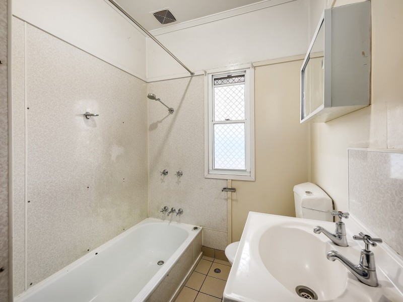 57 Pechey Street, Chermside QLD 4032