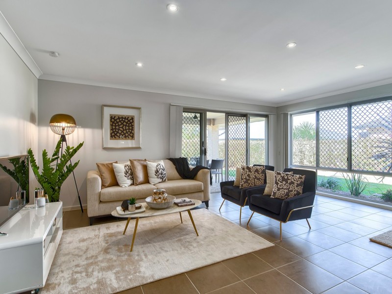 15 Pallas Parade, Warner QLD 4500