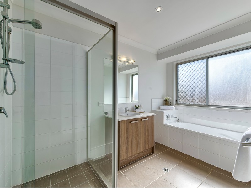 15 Pallas Parade, Warner QLD 4500