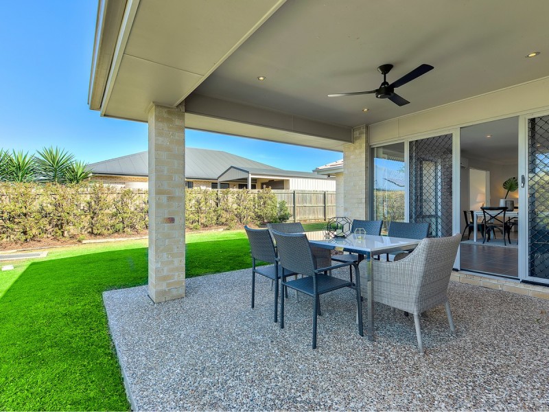 15 Pallas Parade, Warner QLD 4500