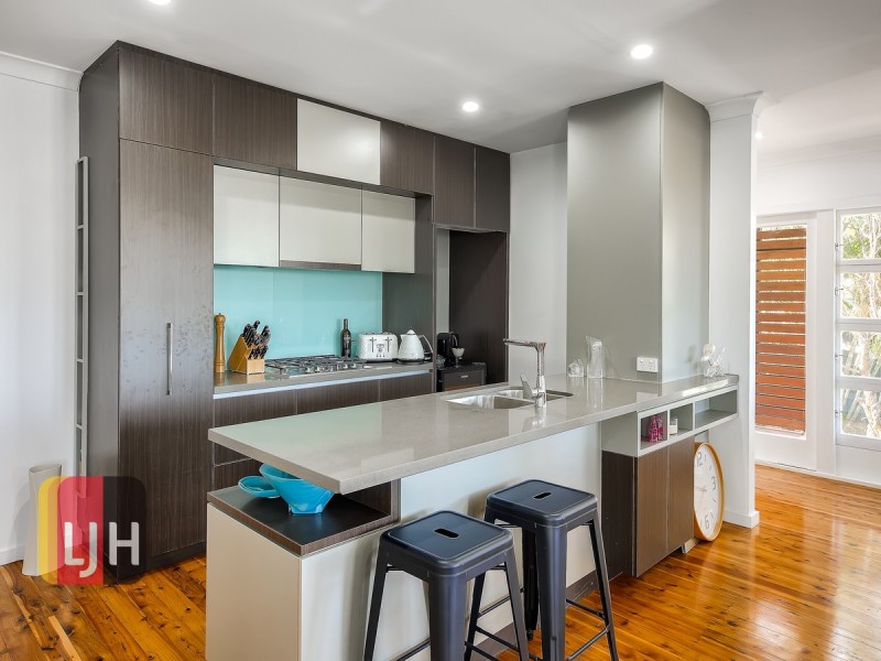 18 Wilgarning Street, Stafford Heights QLD 4053