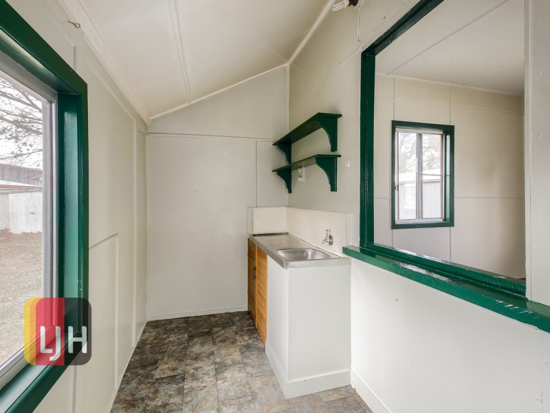 94 Gordon Parade, Everton Park QLD 4053