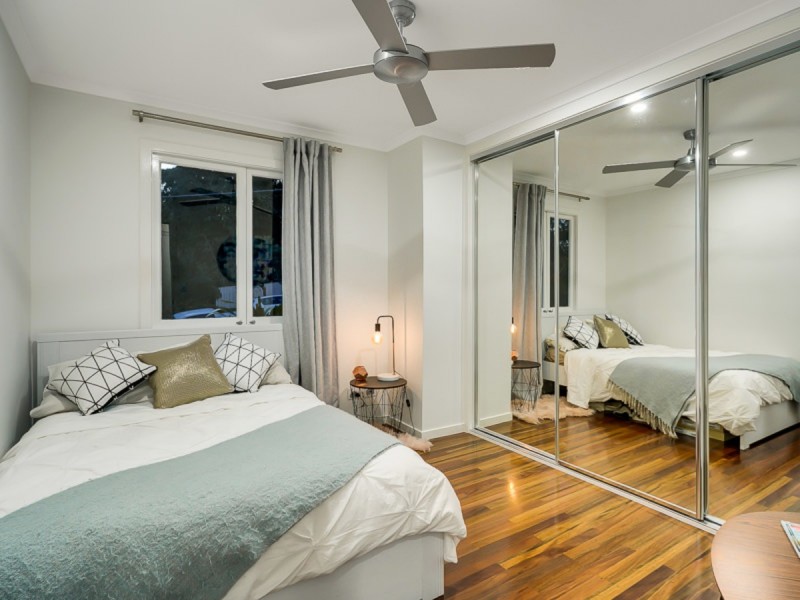 9 Ansford Street, Stafford Heights QLD 4053