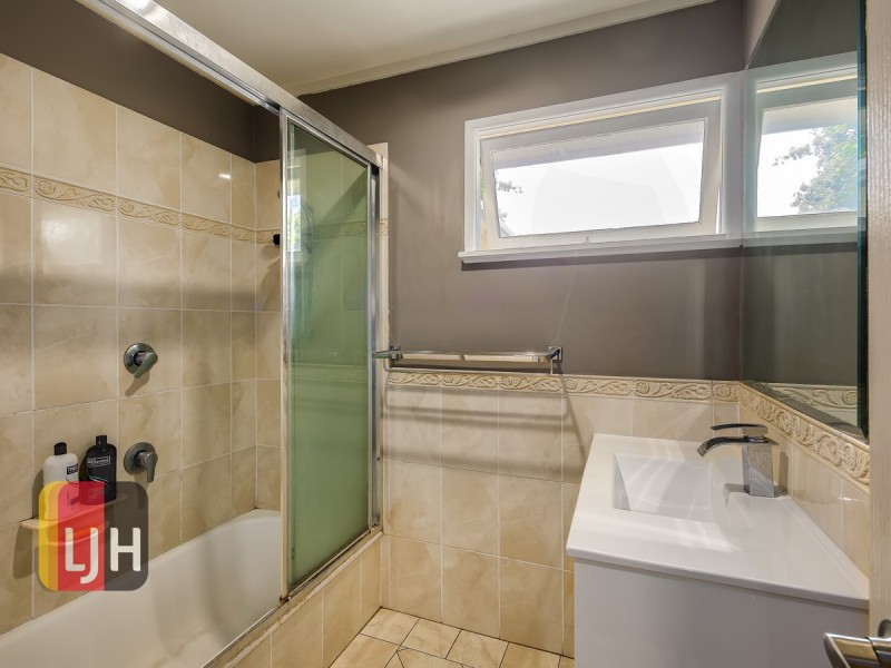 25 Dolcoath Street, Albany Creek QLD 4035