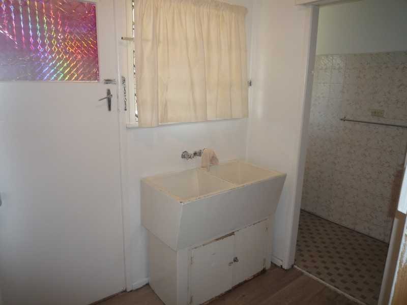 2/57 Collier Street, Stafford QLD 4053