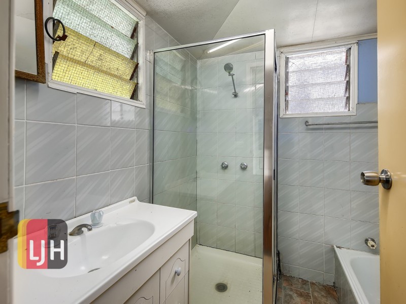 No. 90 Grange Road, Grange QLD 4051