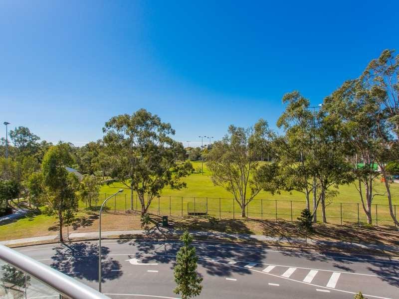 25/51 Playfield Street, Chermside QLD 4032