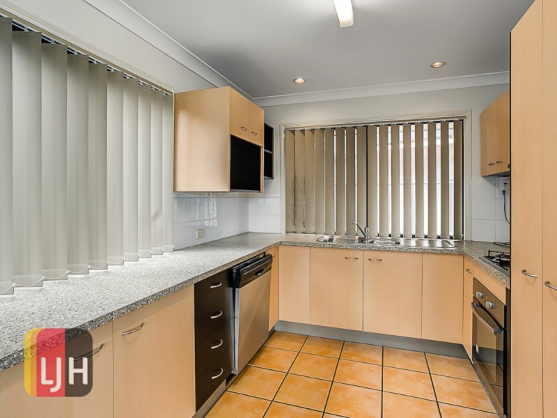 17/4 Cowlishaw Street, Bowen Hills QLD 4006