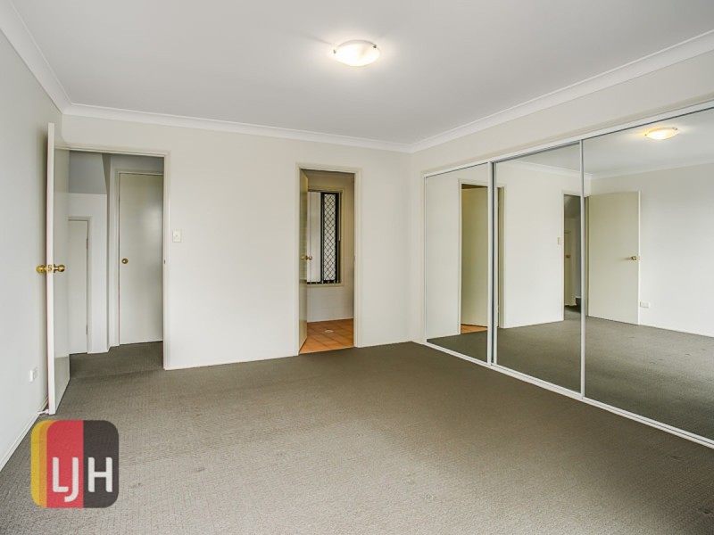 17/4 Cowlishaw Street, Bowen Hills QLD 4006