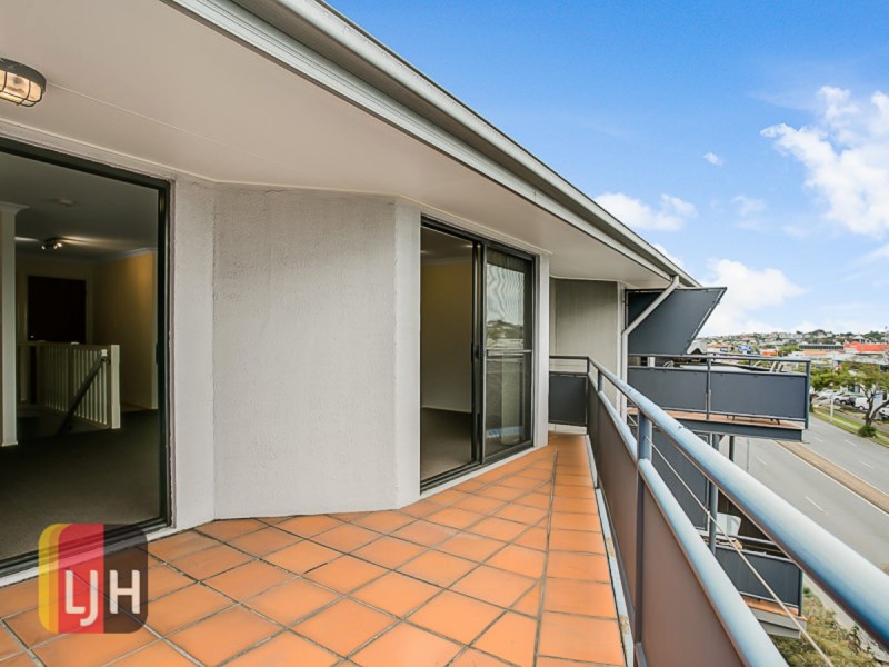 17/4 Cowlishaw Street, Bowen Hills QLD 4006