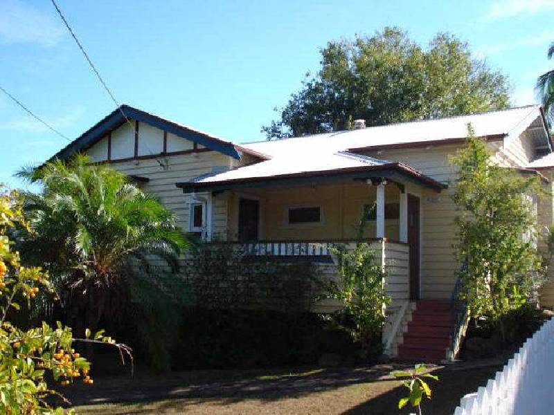 137 Eildon Road, Windsor QLD 4030