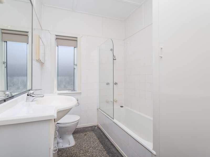 No 17 Dunedoo Street, Stafford QLD 4053