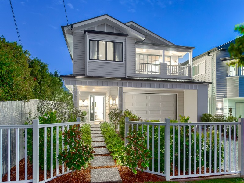 23 Twelfth Avenue, Kedron QLD 4031