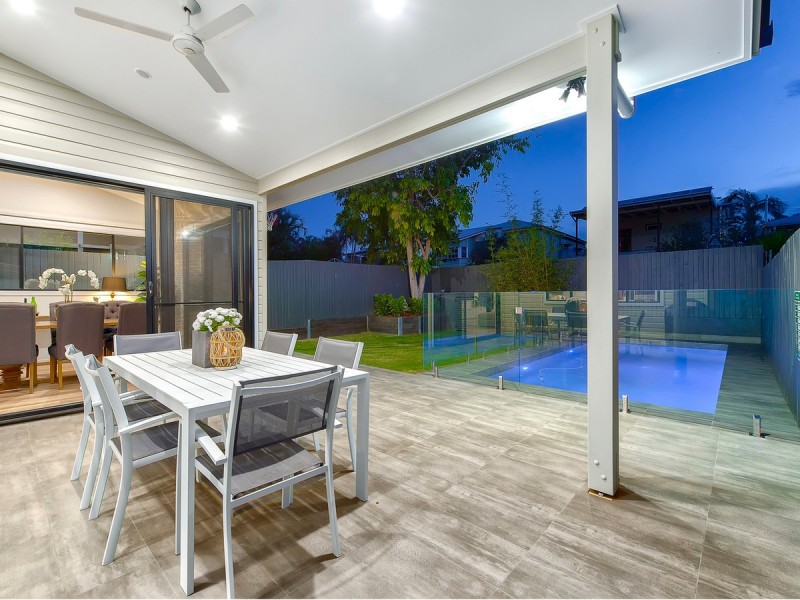 23 Twelfth Avenue, Kedron QLD 4031