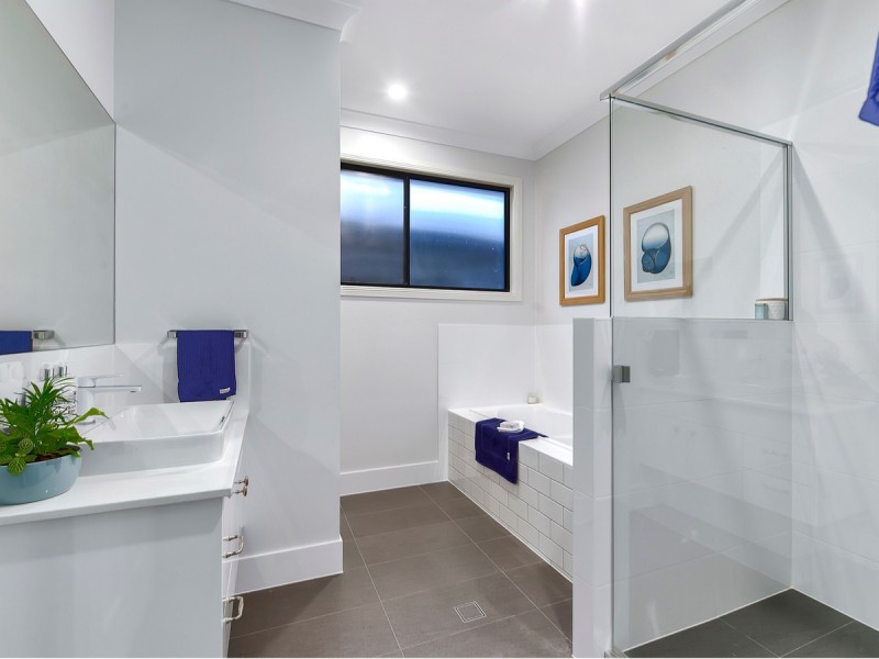 23 Twelfth Avenue, Kedron QLD 4031