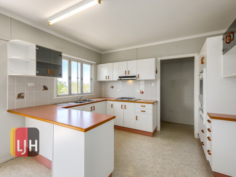 No 5 Kankool Street, Stafford QLD 4053