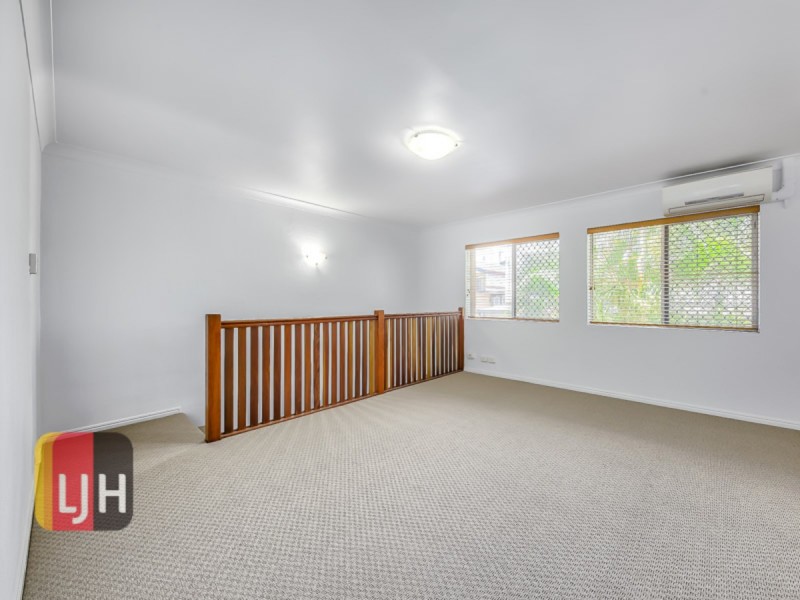Unit 1/5 Curwen Terrace, Chermside QLD 4032