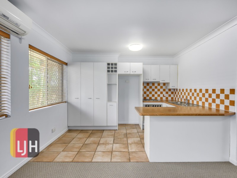 Unit 1/5 Curwen Terrace, Chermside QLD 4032