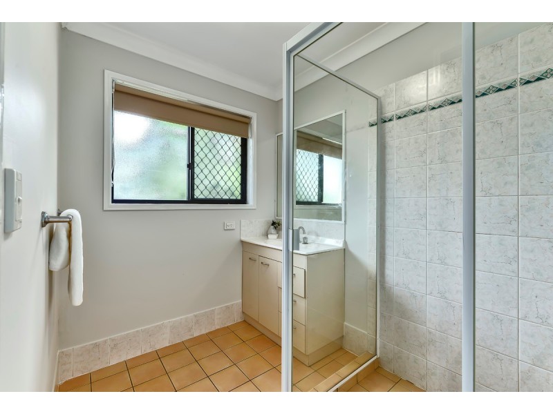 Unit 5/51 School Road, Stafford QLD 4053
