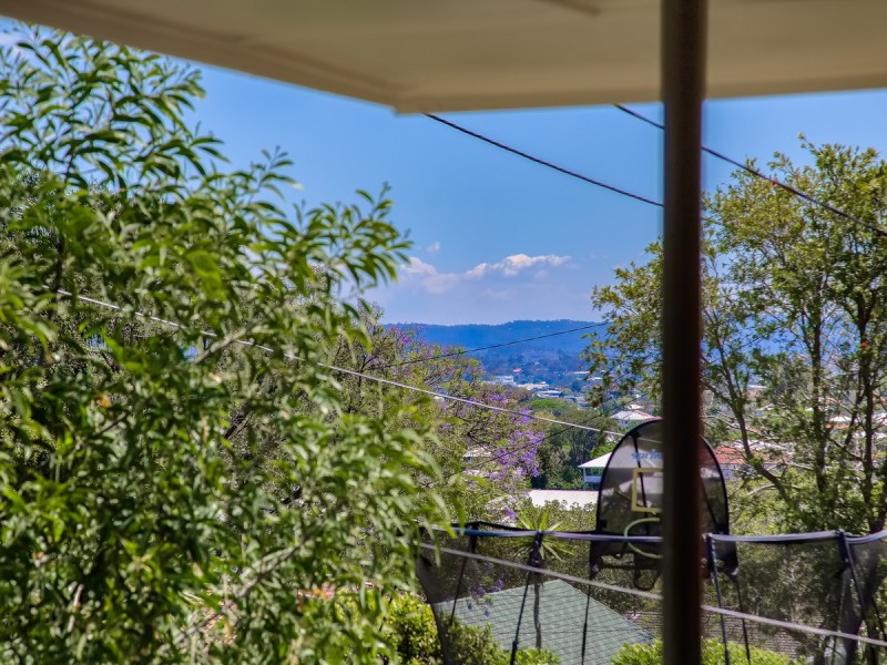 39 Barbigal Street, Stafford QLD 4053