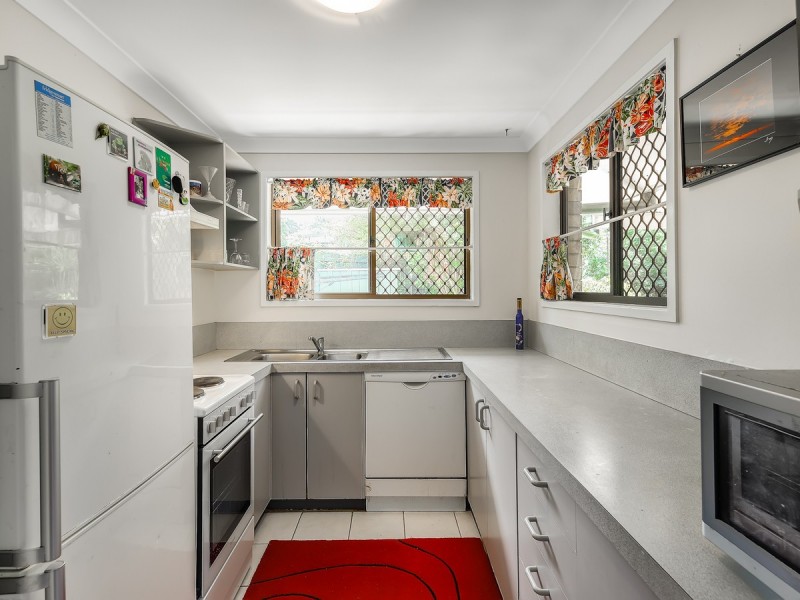 8/25 Felstead Street, Everton Park QLD 4053