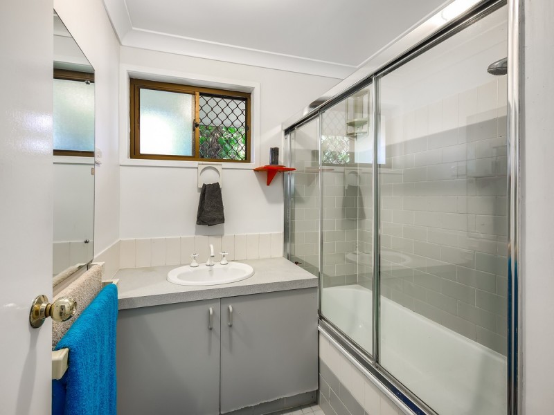 8/25 Felstead Street, Everton Park QLD 4053