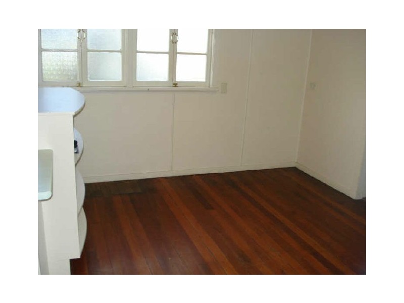 27 Nevitt Street, Stafford QLD 4053