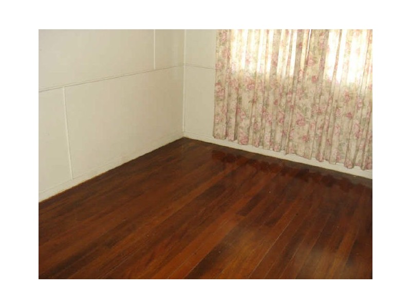 27 Nevitt Street, Stafford QLD 4053