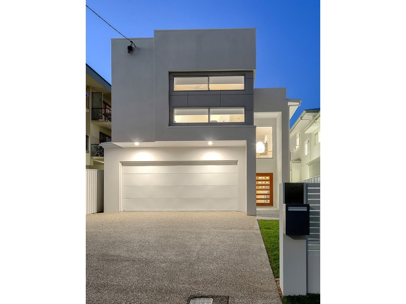 27a Fairleigh Street, Windsor QLD 4030