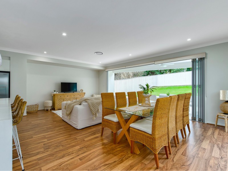 27a Fairleigh Street, Windsor QLD 4030