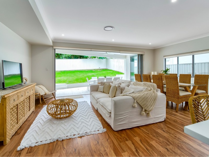 27a Fairleigh Street, Windsor QLD 4030