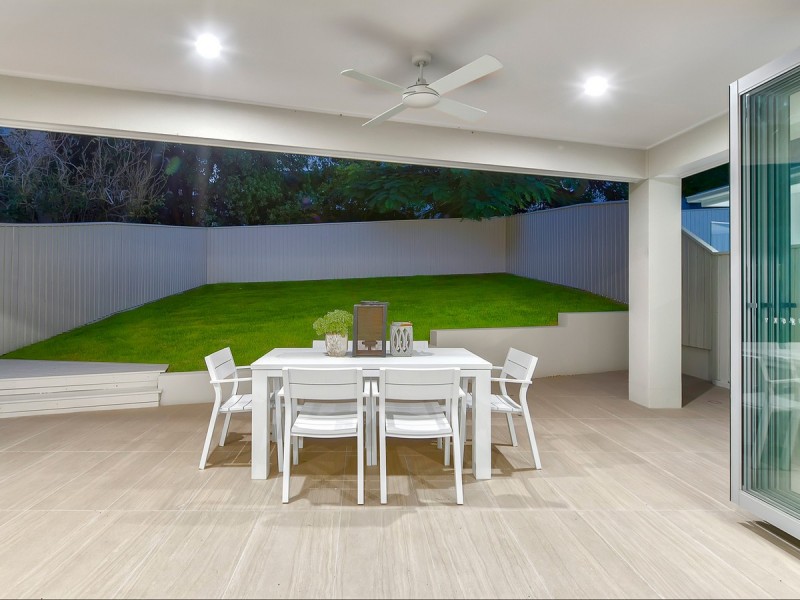 27a Fairleigh Street, Windsor QLD 4030