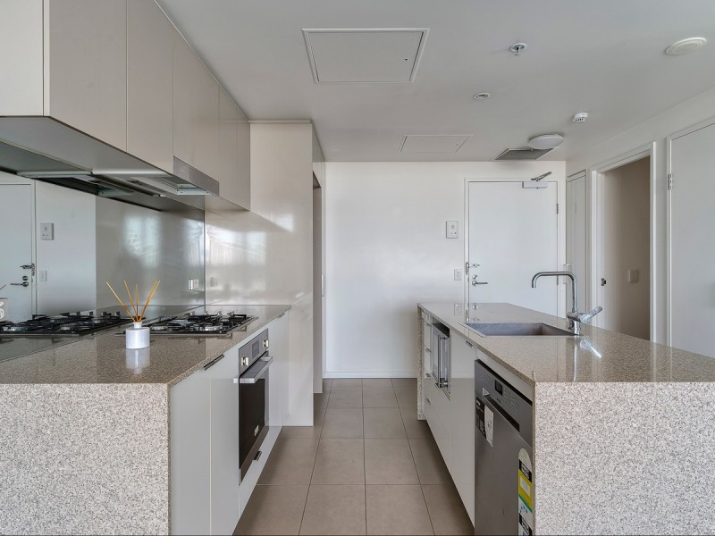 30601/2 Harbour Road, Hamilton QLD 4007