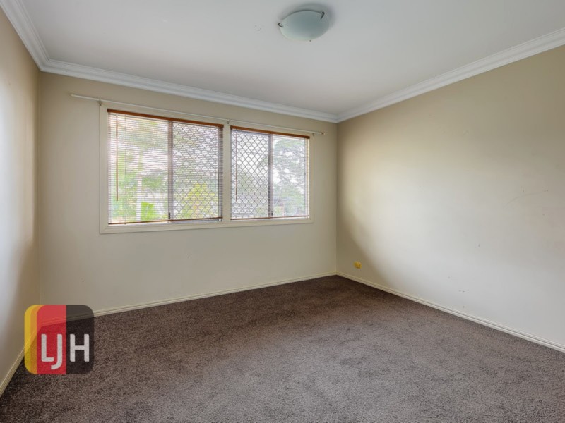 3 Tara Street, Stafford Heights QLD 4053