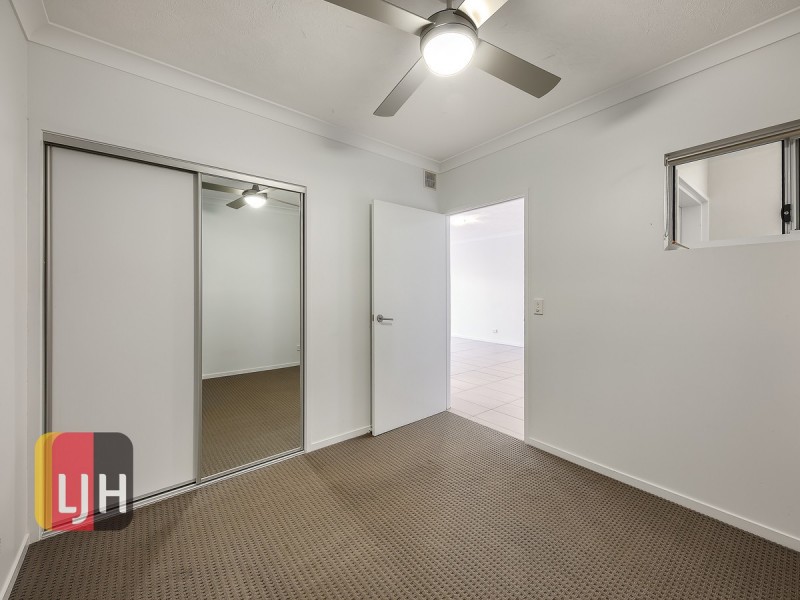 Unit 8/12 Lutana Street, Stafford QLD 4053