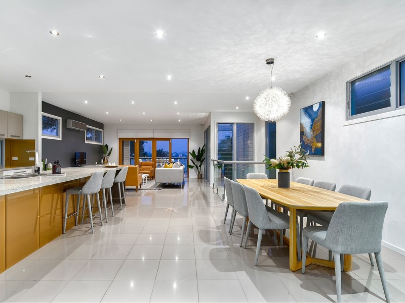 102 Richmond Street, Gordon Park QLD 4031