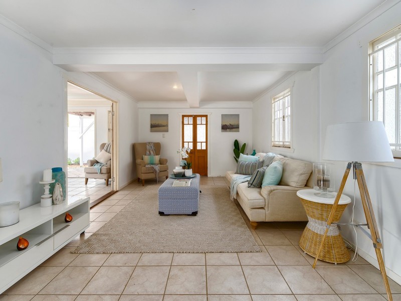 18 Burnaby Terrace, Gordon Park QLD 4031