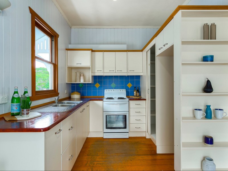 18 Burnaby Terrace, Gordon Park QLD 4031