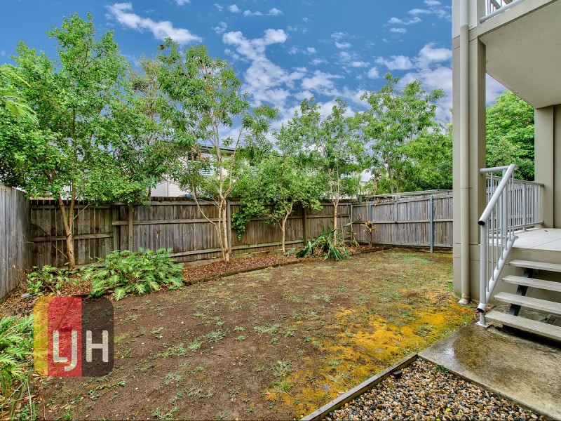 1/48 Harold Street, Zillmere QLD 4034