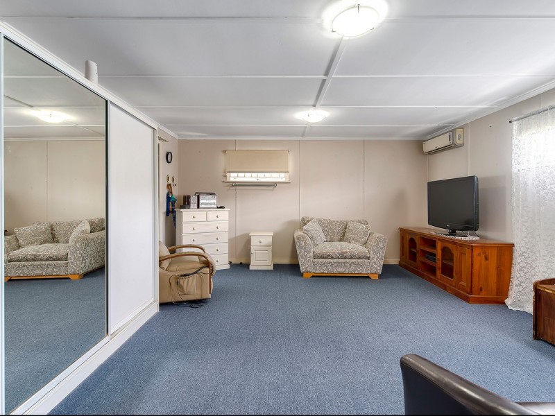 42 Fogarty Street, Stafford QLD 4053