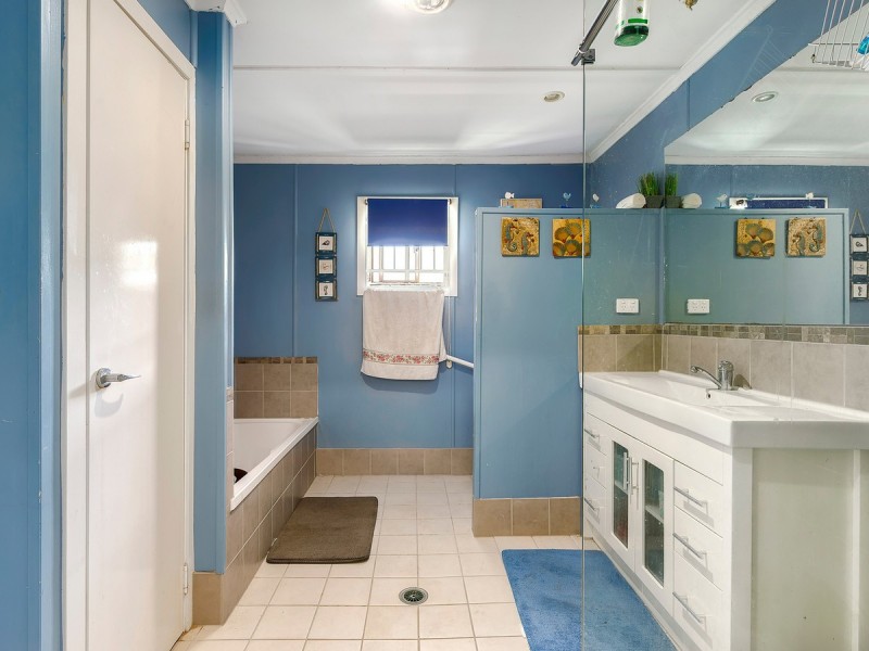 42 Fogarty Street, Stafford QLD 4053