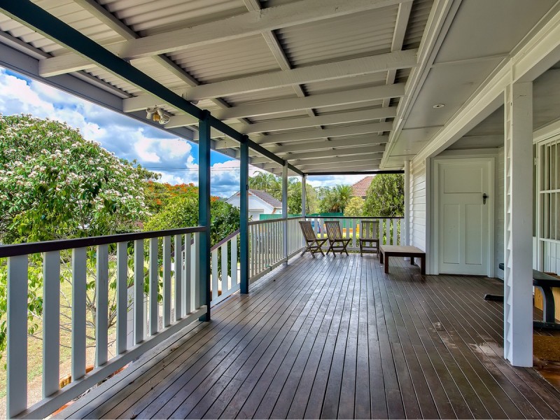 54 Pateena Street, Stafford QLD 4053