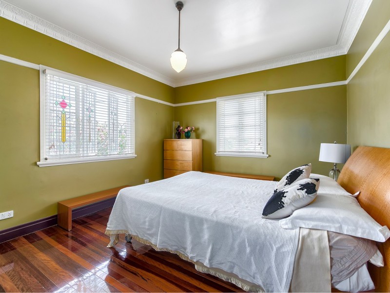 54 Pateena Street, Stafford QLD 4053