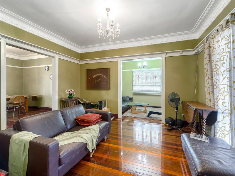 54 Pateena Street, Stafford QLD 4053