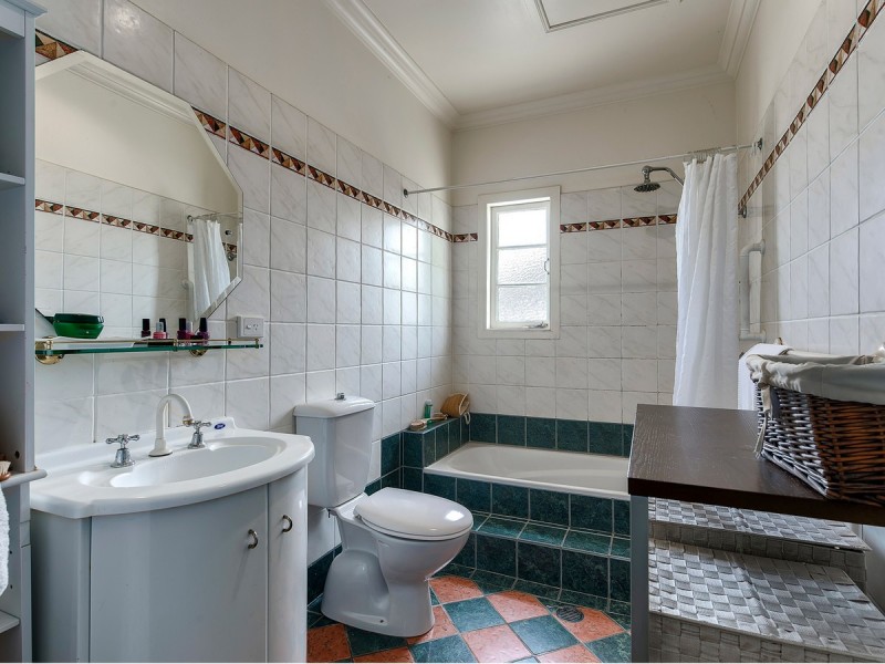 54 Pateena Street, Stafford QLD 4053