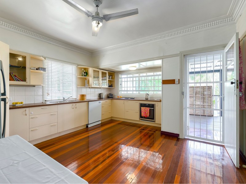 54 Pateena Street, Stafford QLD 4053