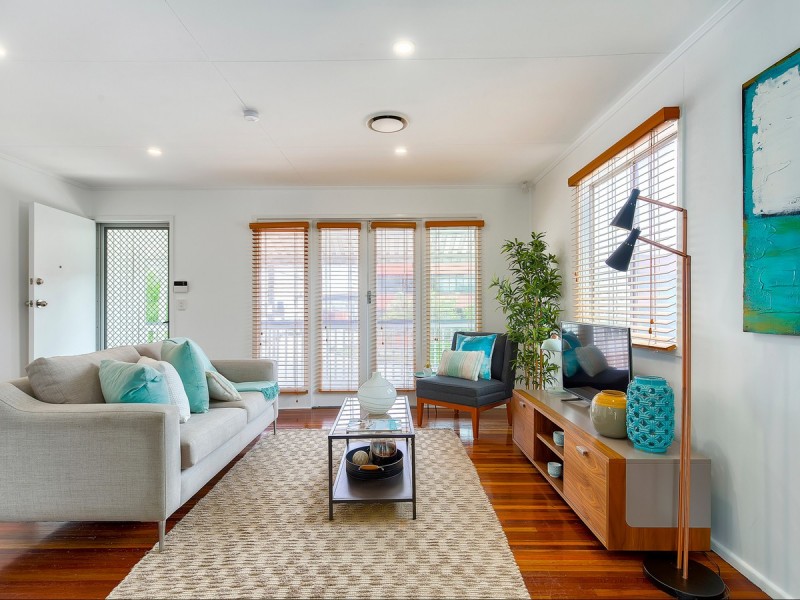 74 Araluen Street, Kedron QLD 4031